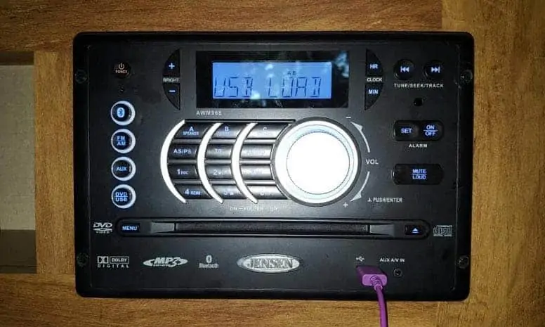 travel trailer radio