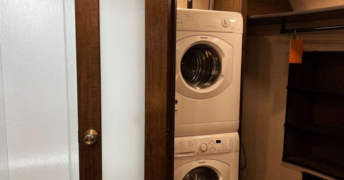 What's the Best Time to Buy a Washer and Dryer? RVing Beginner