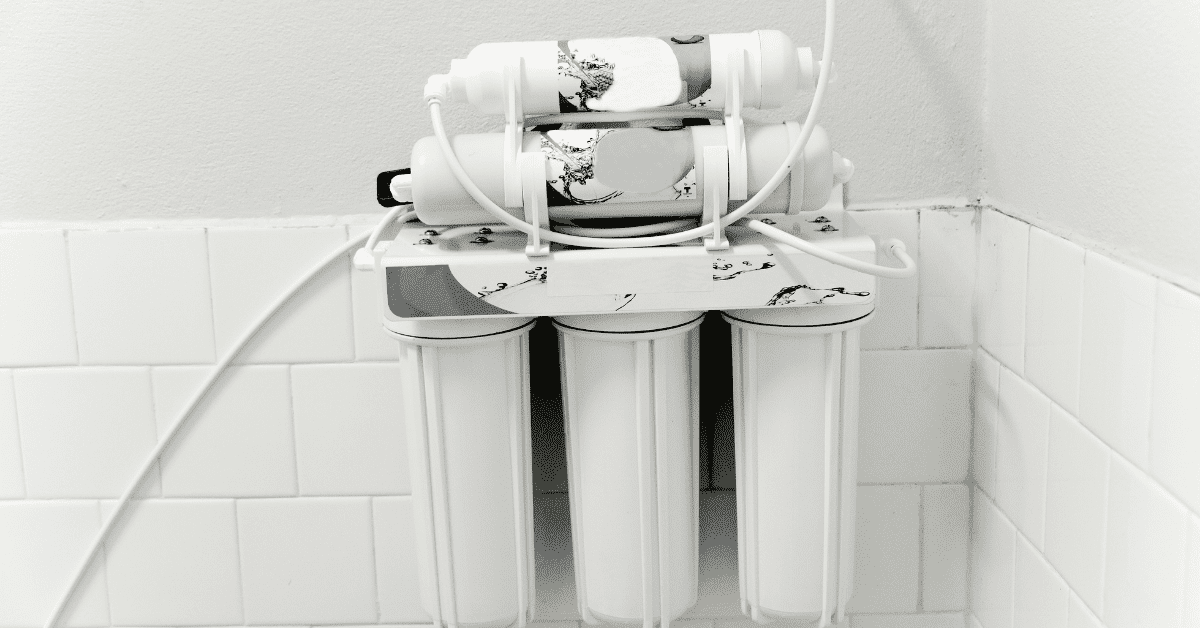 Why Is My PUR Water Filter Blinking Red After Filter Change RVing