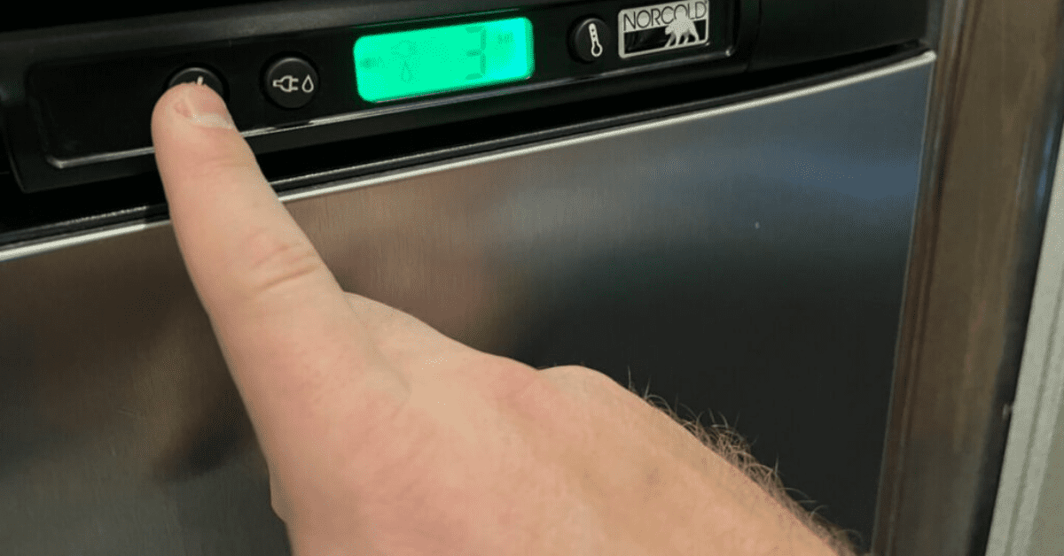 Will an RV Fridge Run On Battery? Answers to Your RV Fridge Questions RVing Beginner